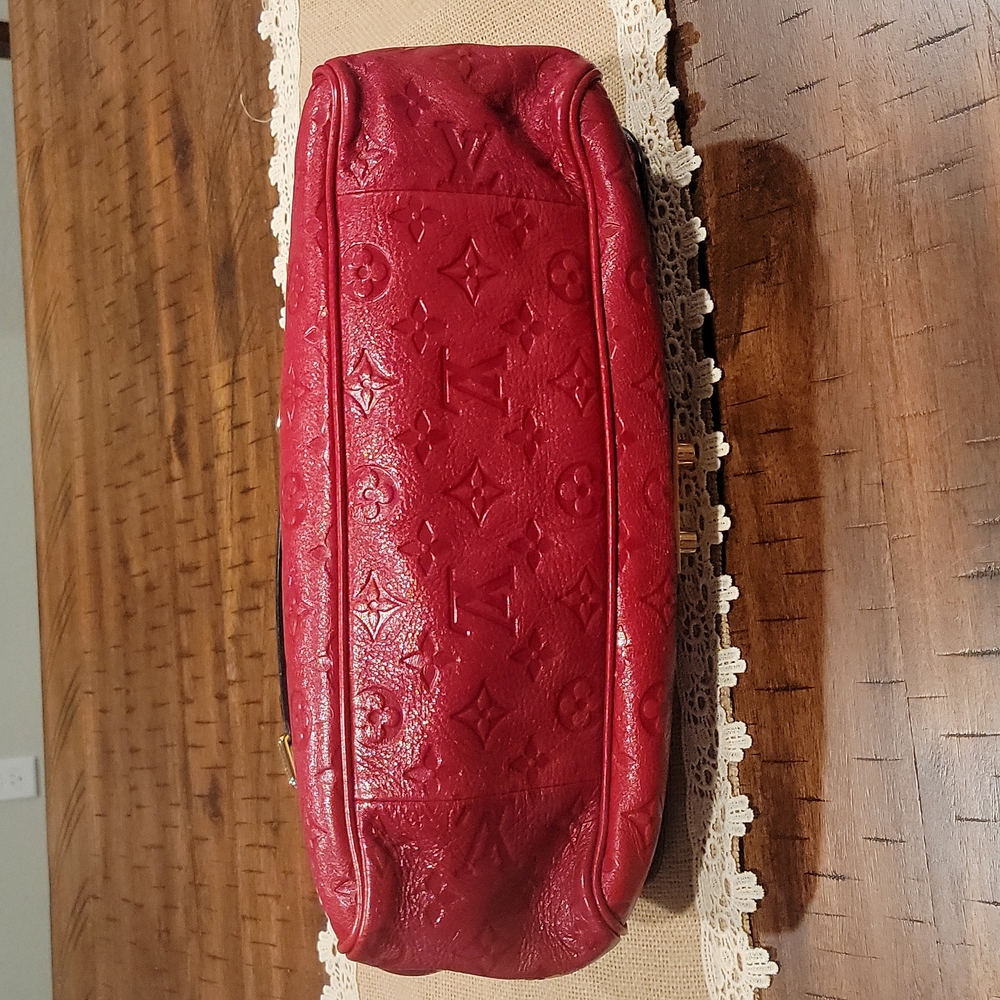 🎉SOLD🎉  🦄 ULTRA RARE 🦄 LV Maidia Rubel Red bag - Picture 6 of 16